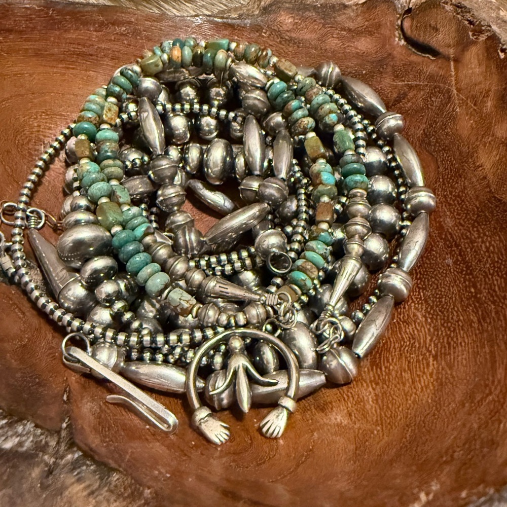 Turquoise and bench bead Navajo Pearl